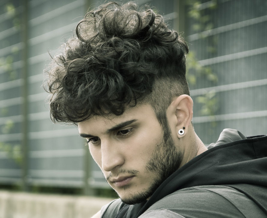 mens’s curly undercut hairstyle