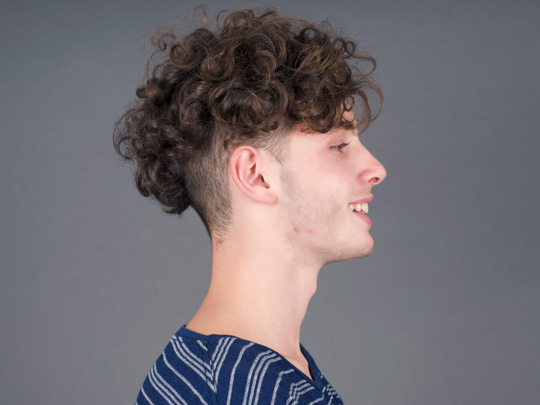 men’s curly hair fade